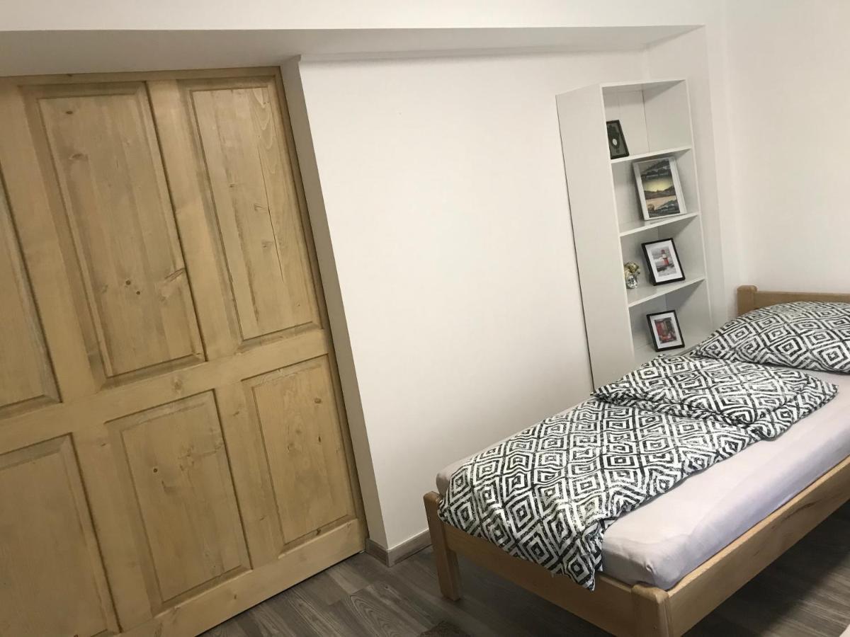 Móra apartman 2 Kiskunfélegyháza Exterior foto